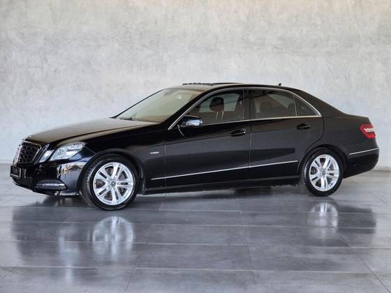 MERCEDES-BENZ E 250 1.8 CGI AVANTGARDE 16V GASOLINA 4P AUTOMÁTICO MERCEDES-BENZ E 250 1.8 CGI AVANTGARDE 16V GASOLINA 4P AUTOMÁTICO